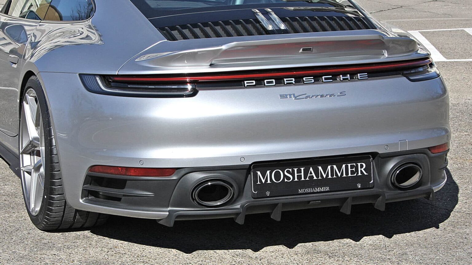 p992.40.3022_heckdiffuser_moshammer_porsche992-1.jpg